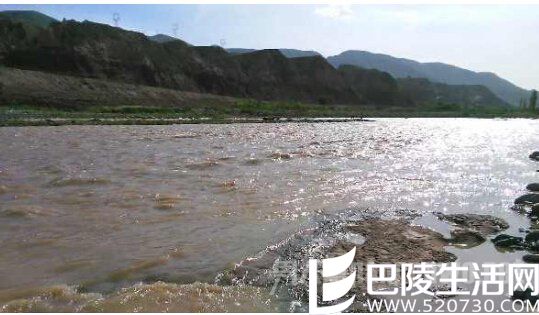 甘肃2女童被洪水卷走失踪 警方：家长负主责 不立案