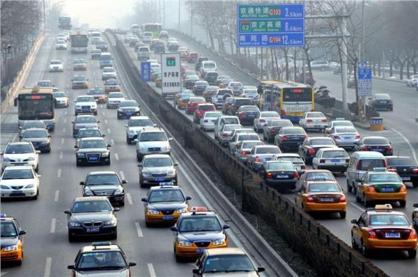 上海张向明 网约车新政震荡:上海网约车供需或呈双向萎缩