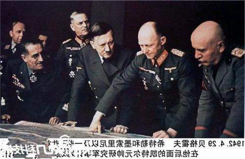 >希特勒为什么帮中国 希特勒为什么不打中国   还帮助中国?