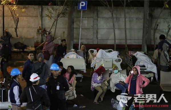 >松巴哇岛地震已致82死100多伤 200多名中国游客被困龙目岛