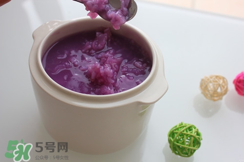 >哺乳期可以吃紫薯粥吗?哺乳期吃紫薯粥好吗