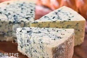 >蓝纹奶酪怎么吃 蓝纹奶酪对身体有害吗