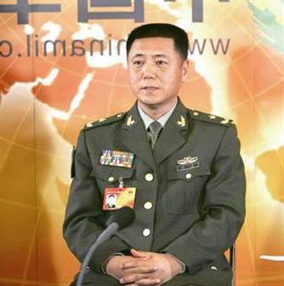 >中国海军新任政委苗华亮相出生于福建福州