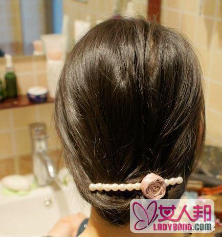 韩式头发扎法介绍 韩式可爱发型发带扎法步骤