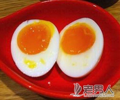 >半熟的鸡蛋隐患大 孩子别吃半熟鸡蛋