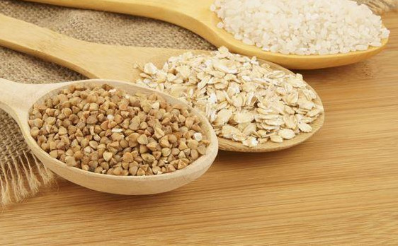 >吃米饭容易长胖吗 白米大小麦燕麦营养比较