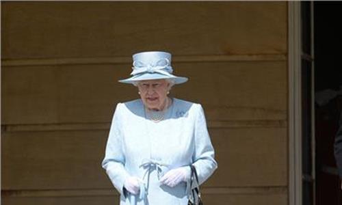 英国女王工资 英国女王熟睡时 莽汉闯进了白金汉宫