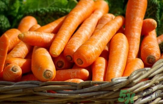 胡萝卜生吃好还是熟吃好？胡萝卜怎么吃最营养？