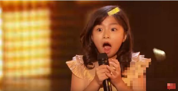 《美国达人秀》9岁华人小歌手6年赚4千万
