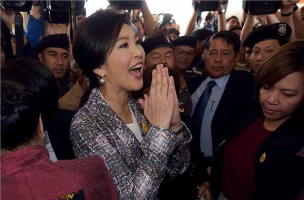 泰国英拉最新消息 泰国局势最新消息:英拉被判5年内不得从政 失去参加2016年大选资格