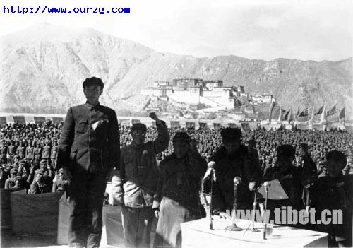 张国华谭冠三 1951 5 23:解放西藏 张国华、谭冠三、阿沛·阿旺晋美