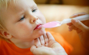 宝宝咳嗽喉咙发痒吃什么可以解决好