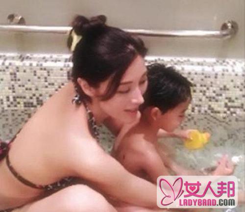 >李嘉欣“自曝”穿比基尼和儿子洗澡照片 遭网友调侃