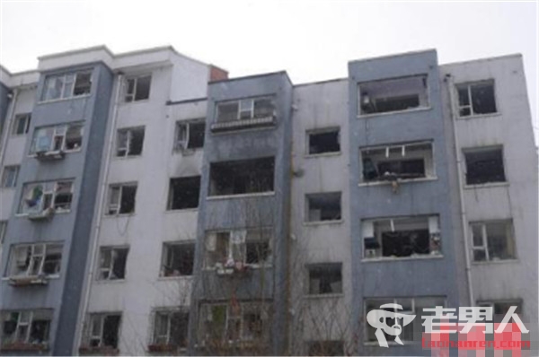 吉林小区发生爆炸 多家住户玻璃被震碎