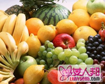 >饭后多久可以吃水果 吃水果的最佳时间是饭前还是饭后？