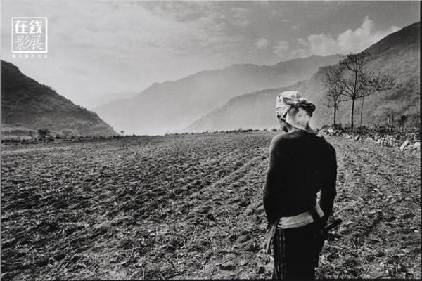 阮义忠夫人 图文并茂的摄影经典——阮义忠摄影集《人与土地》