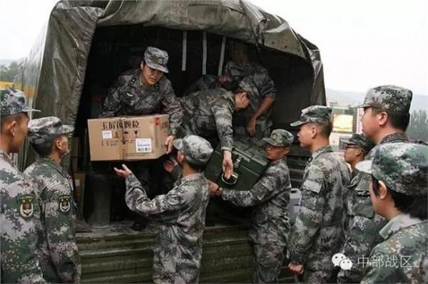 >陆军总院王文远 陆军总院为青藏线8000多名官兵提供专家医疗服务