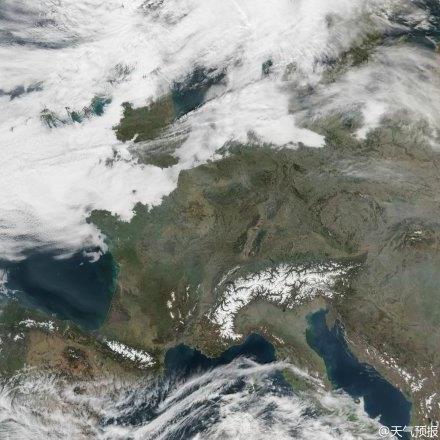 >卫星云图下的中国 雾霾遮天 一派末日景象