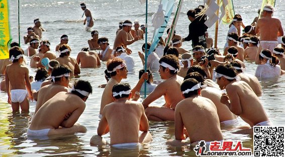 >揭密日本裸体祭【图】