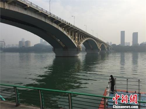 柳州市市长肖文荪落水身亡