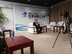 于海斌机器人 世界机器人大会于海斌:中国机器人技术亟需突破