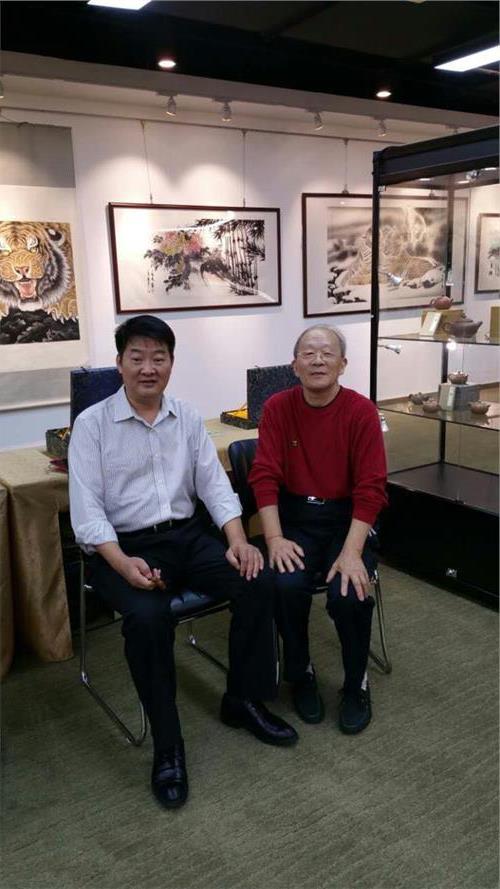 王东升画家 香港举办“丹青神韵”王东升工笔画及微雕艺术精品展