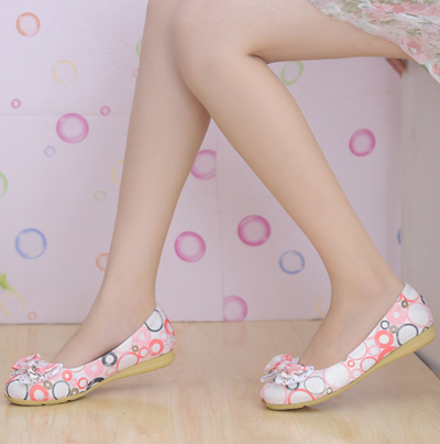 缤纷三月 糖果色娃娃鞋甜美又迷人