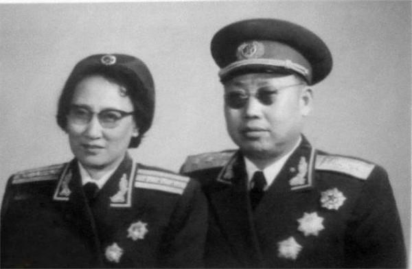 叶群野心害了林彪 国防部长关于 叶群野心“害”了林彪的范文
