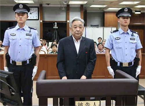 张力军受惠 原国家环保部副部长张力军涉受贿今受审被控受贿240余万元