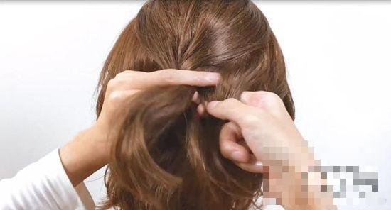 >2018年最火短发扎头发方法教程 绑头发的简单方法