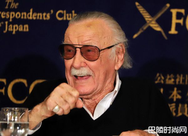 漫威之父斯坦李Stan Lee去世 享年95岁