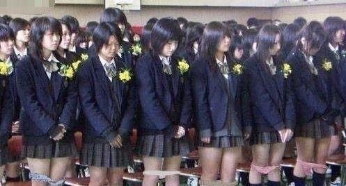 >【最狠的体罚女生方法】日本家法体罚女生  家法体罚女儿刑的图片