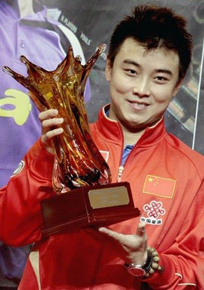>乒乓球世界冠军王皓宣布退役 将任八一队教练