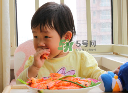 >宝宝吃虾不能和什么一起吃？宝宝吃虾的注意事项