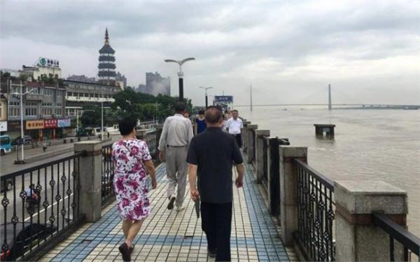 >江超泰安 安徽省27条河流超警戒水位 长江安庆以下江段全线超警