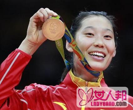 朱婷获三八红旗手称号 其家庭被誉为河南省最美家庭