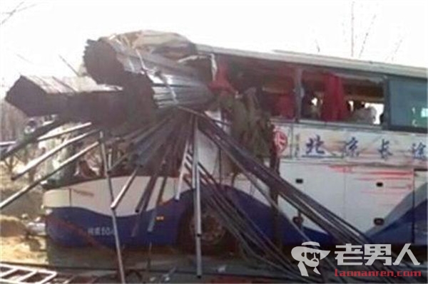 湖南攸县发生较大交通事故 致4人死亡9人受伤