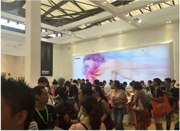 >雅淇诺壁纸 雅琪诺大放光彩成为2015上海壁纸展焦点