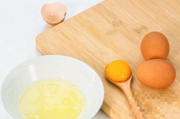 >敷脸的鸡蛋能吃吗  都有哪些做面膜的方法