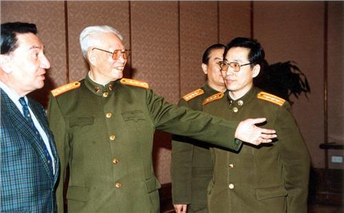 张震上将去世 中央军委原副主席张震去世 最后一位开国中将