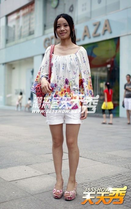 7月下旬杭州街拍 靓装+笑容超完美！