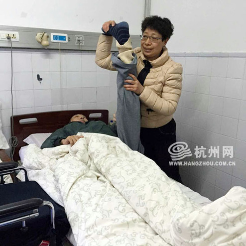 张晓林妻子徐娅 张晓林:照顾高位截瘫的妻子