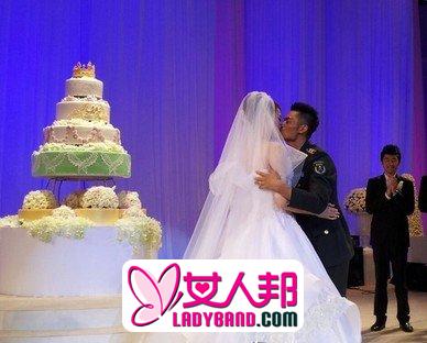 奥运冠军林丹谢杏芳婚礼图片