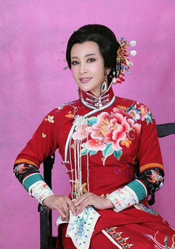 知情人透露刘晓庆已在美国结婚 老公系美籍华人