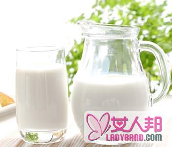 【喝纯牛奶的好处】喝纯牛奶会长胖吗