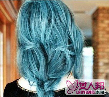 >蓝色染发色系介绍 4款发型打造都市时尚吸睛女神