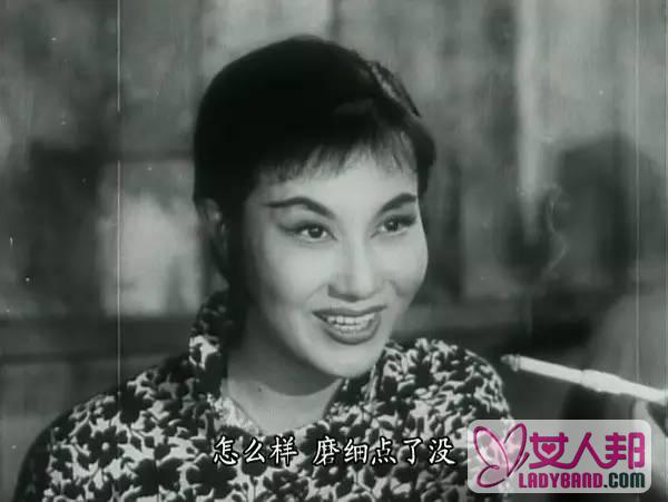 她曾是香港第一“波霸”，有人出800万买她露，但我却认为她是个伟大的演员！
