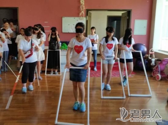 立邦员工志愿者走进北京探访视障儿童