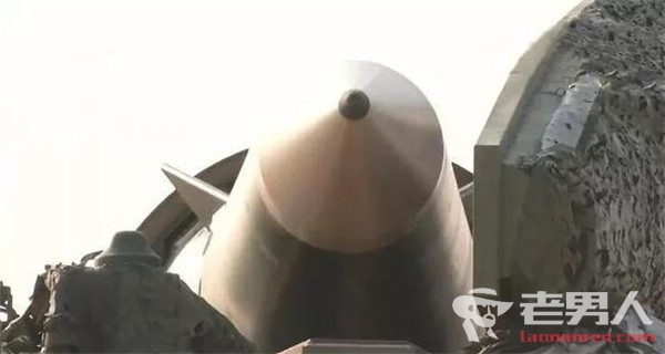 东风26发射画面首次曝光 广大军迷赋予其“关岛快递”威名
