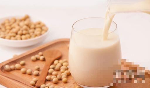 牛奶和豆浆哪个减肥 牛奶和豆浆哪个热量高